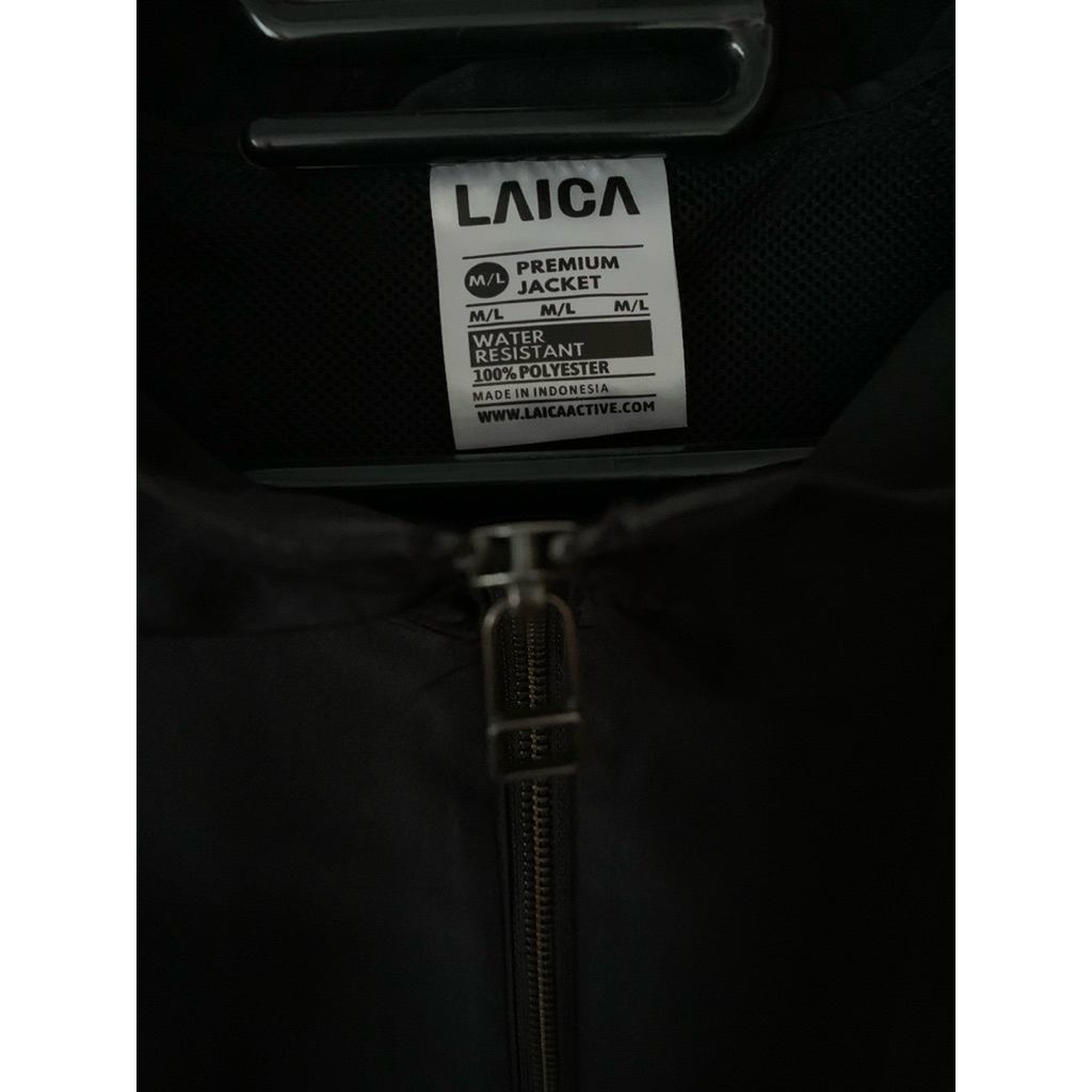 PRELOVED JAKET LAICA