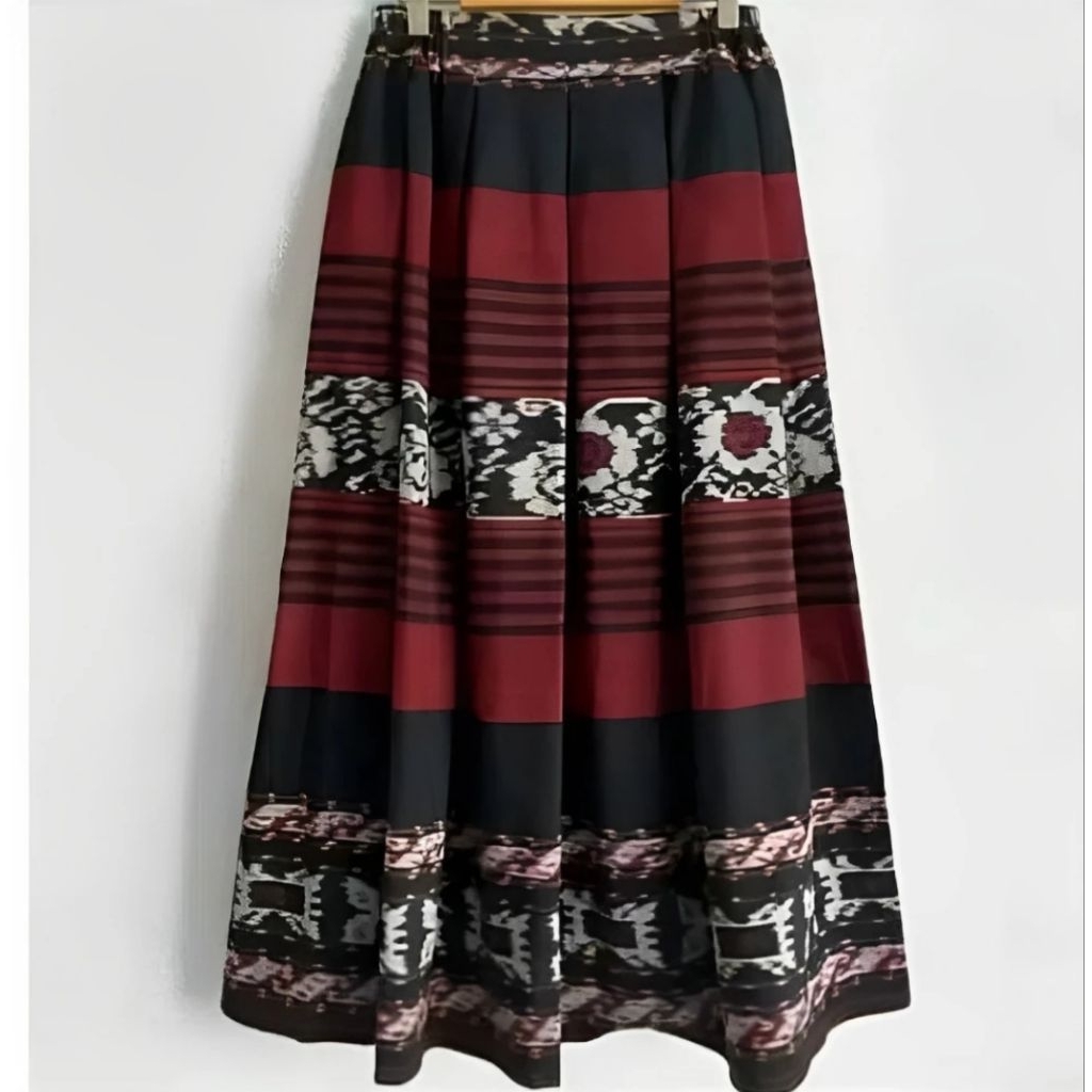 ROK WIRU LIPAT PANJANG, ROK TENUN WANITA CANTIK MOTIF ETNIK