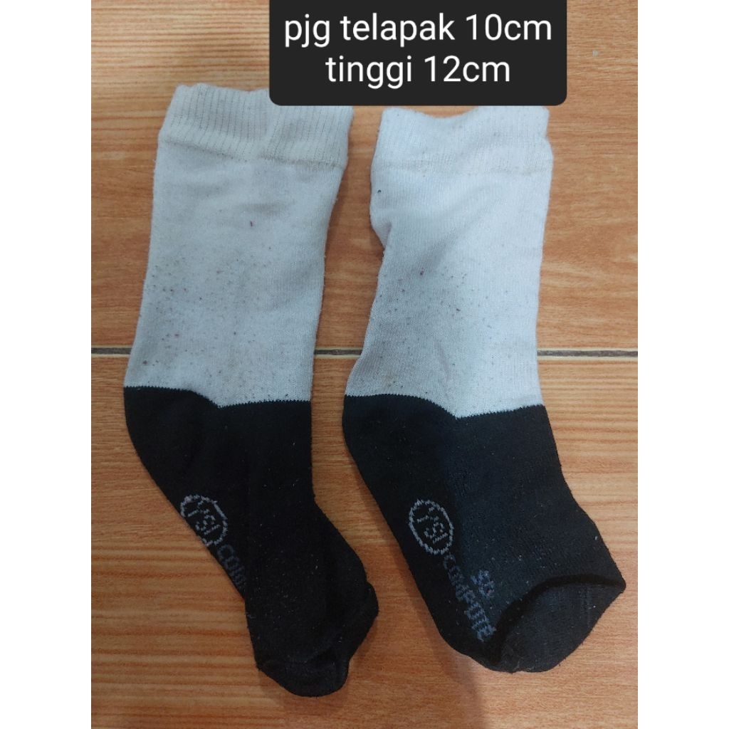 kaos kaki bayi anak perempuan cewek preloved secondhand seken bekas