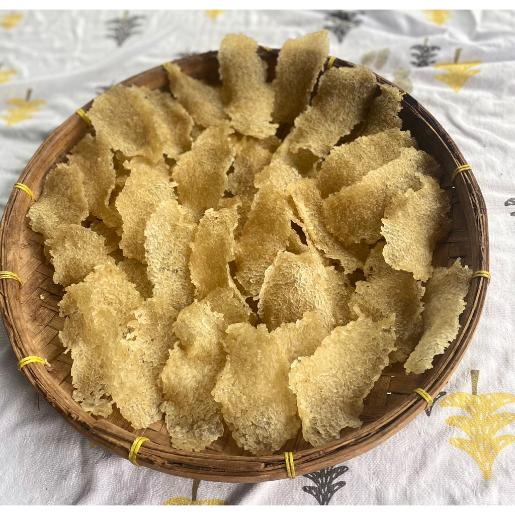

KERUPUK NASI Gurih / Krupuk embag rasa bawang. 1/2 kg perbungkus. Buruan order. Kwalitas terjamin