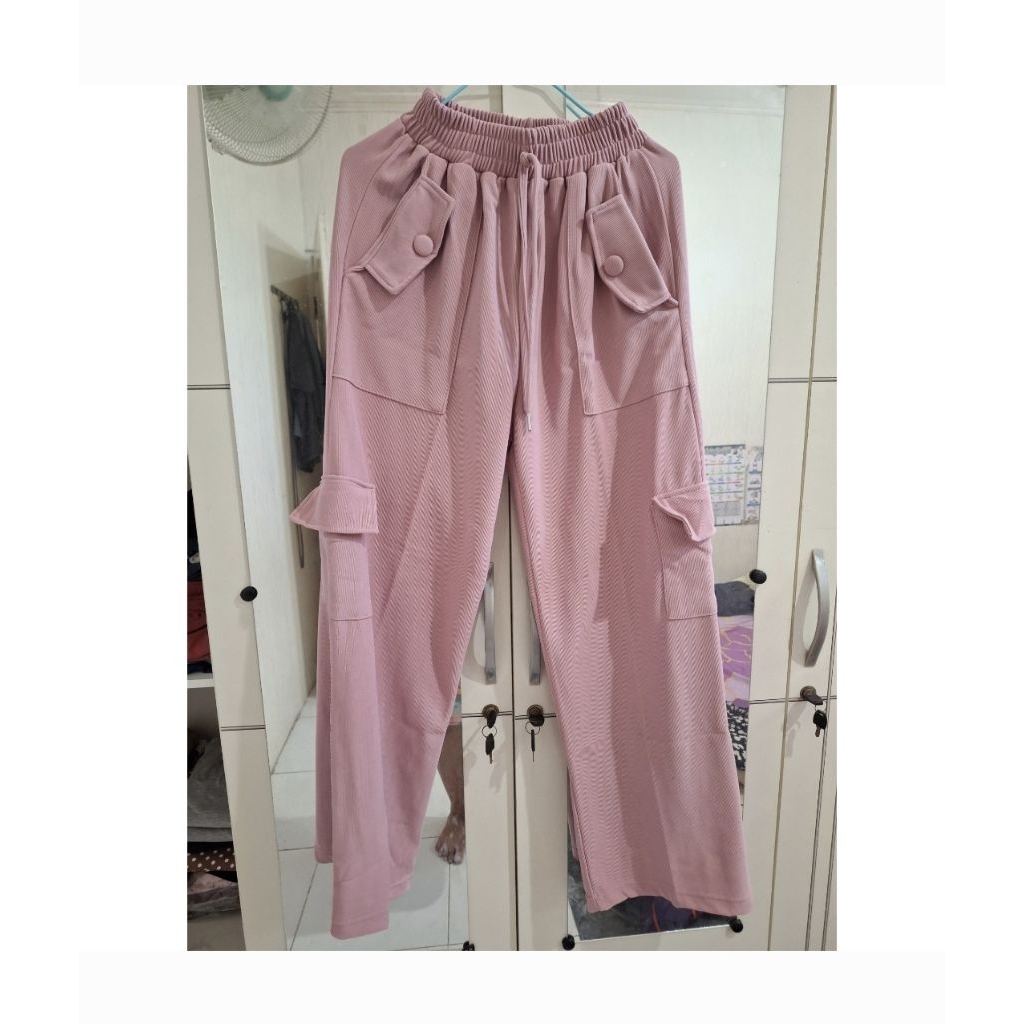 PRELOVED-CELANA KARGO DUSTY PINK