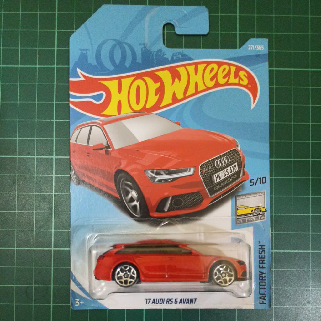 Hot Wheels 17 Audi RS 6 Avant