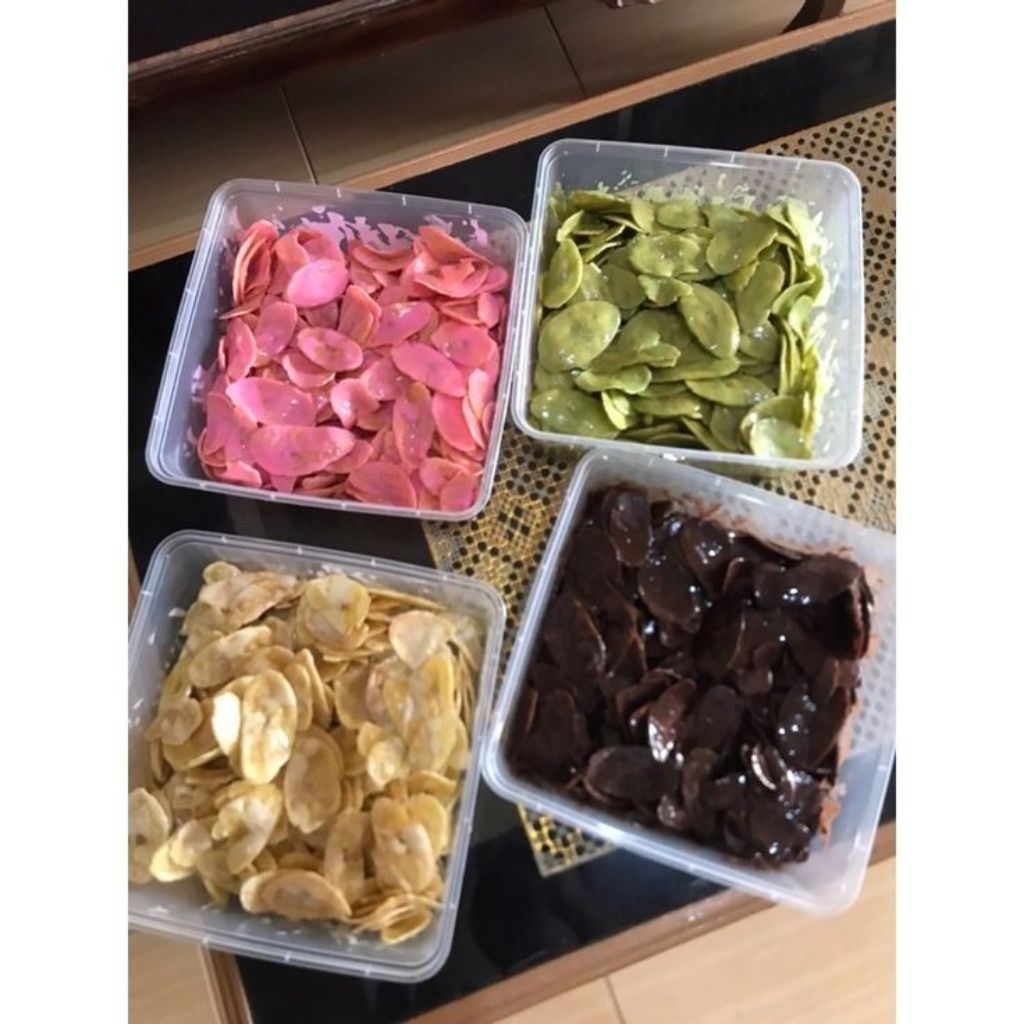 

KERIPIK PISANG LUMER VARIAN RASA KERIPIK PISANG SUPER LUMER