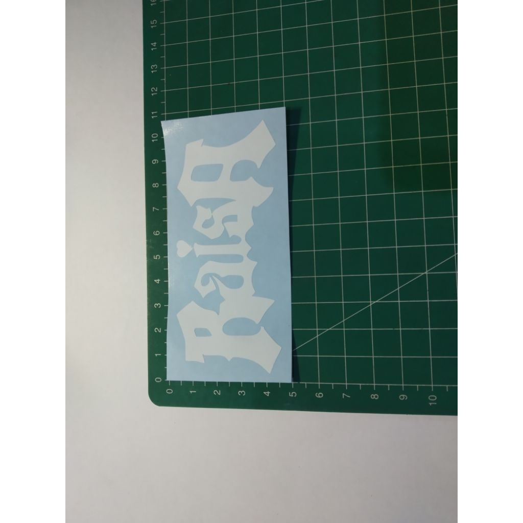 

stiker cutting raisa