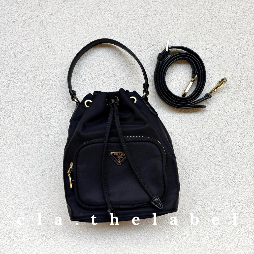 prada nilon bucket bag black