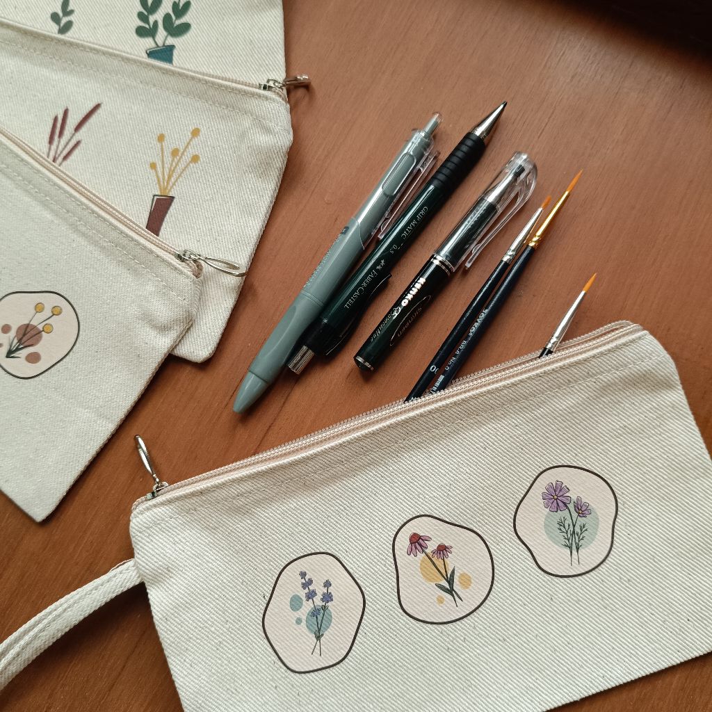 

Chocco Stuff Canvas Pouch / Pencil Case / Tempat Pensil