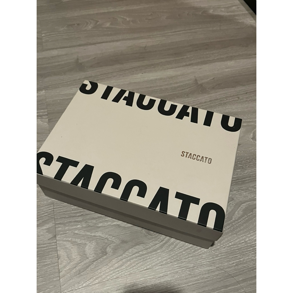 heels staccato preloved