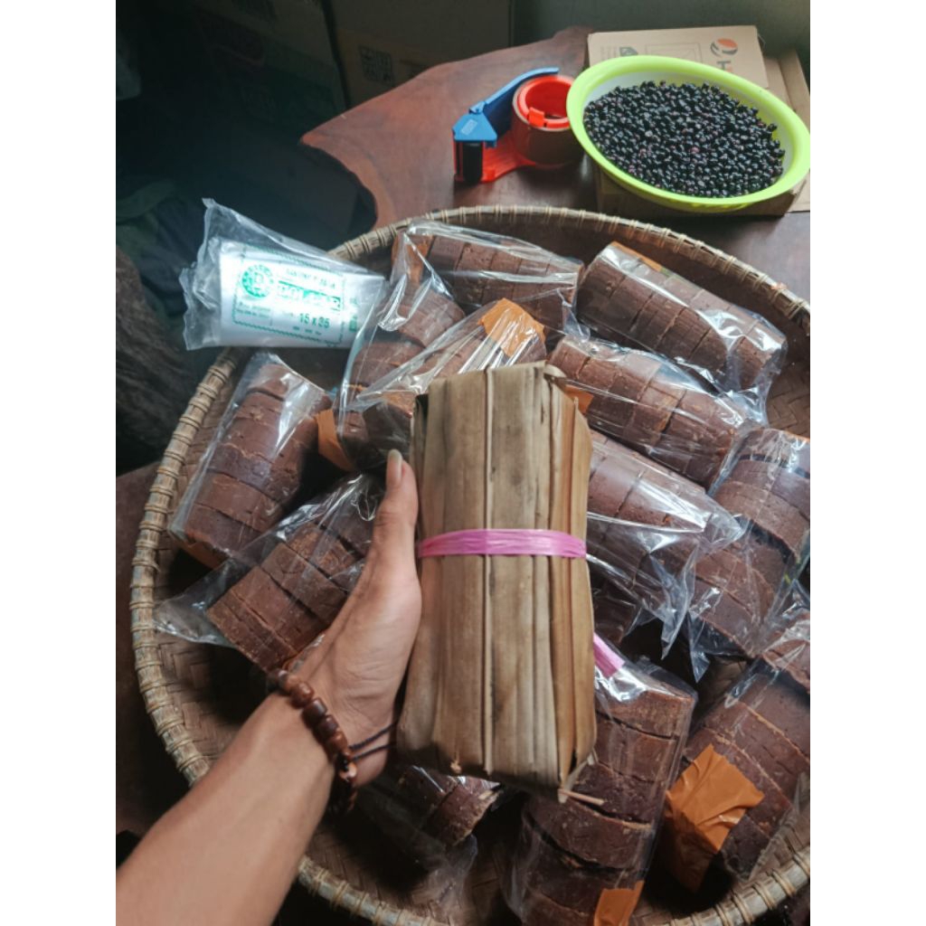 

Gula Merah Asli Gula Kaung Garut Harga Murah Terjamin Kualitas nya 100%