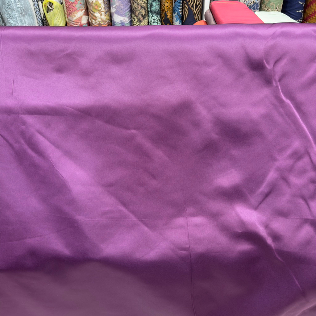 [Sandang Jaya Textile] / Bahan Satin Bridal Premium / Bahan Polosan Seragam Keluarga / Bahan Polosan