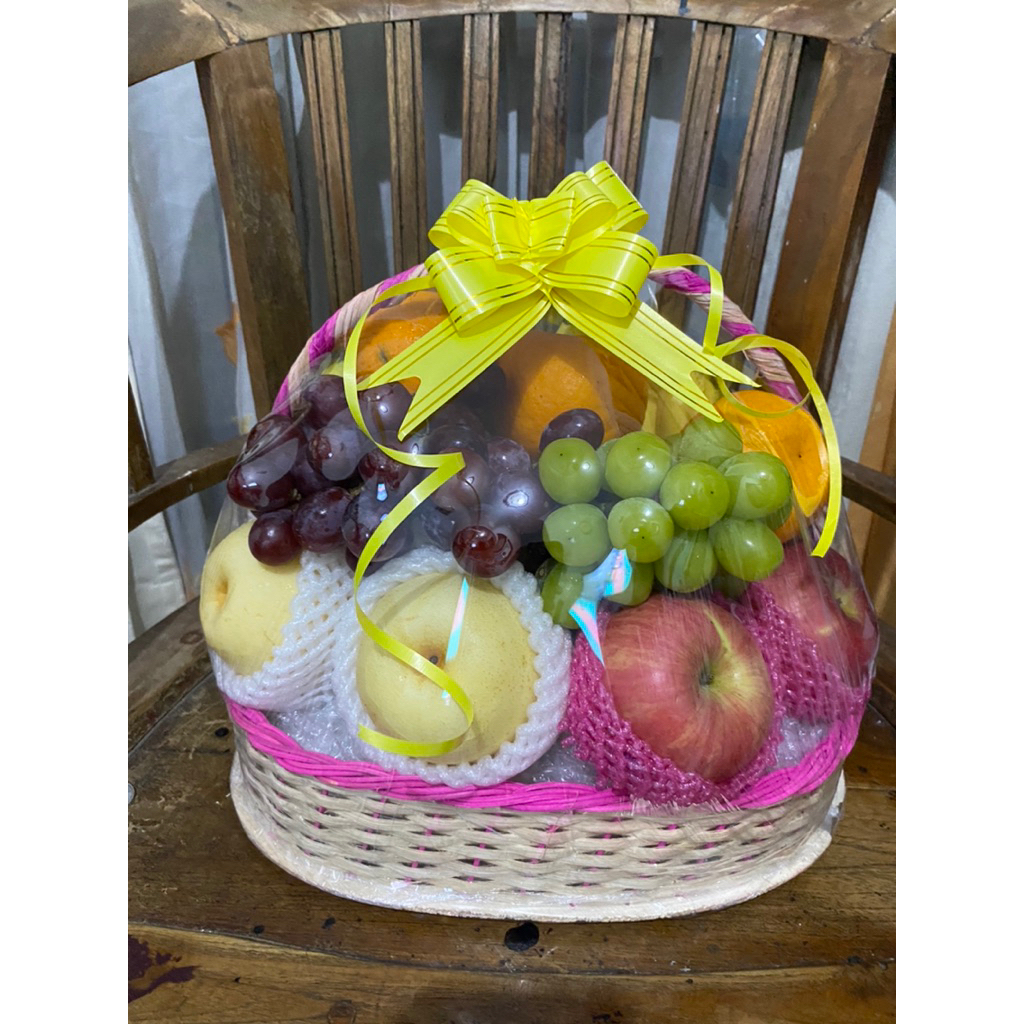 

Keranjang lucy | parsel buah | hampers buah | parsel buah | buket buah | fruit gift