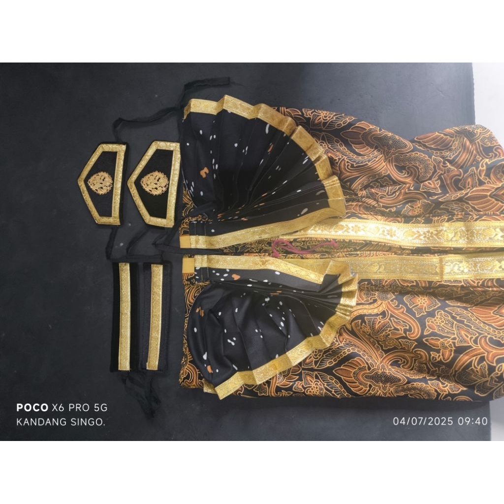 Jarit warok dan kebo giro