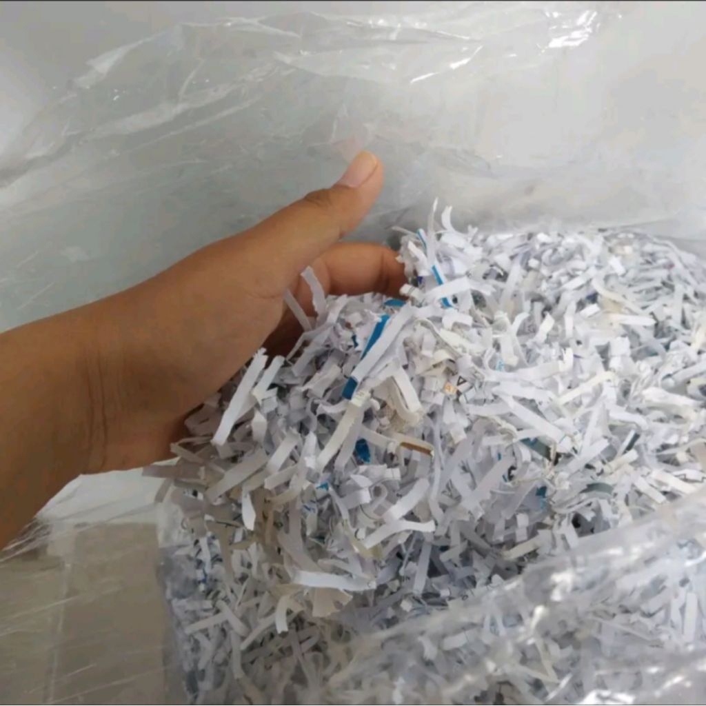 

100g KERTAS SERUT, KERTAS CACAH, KERTAS HAMPERS