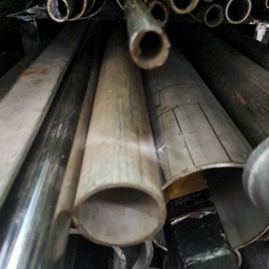 Pipa Galvanis 2 1/2 inch ( 73 mm ) Medium SNI 4,5 mm