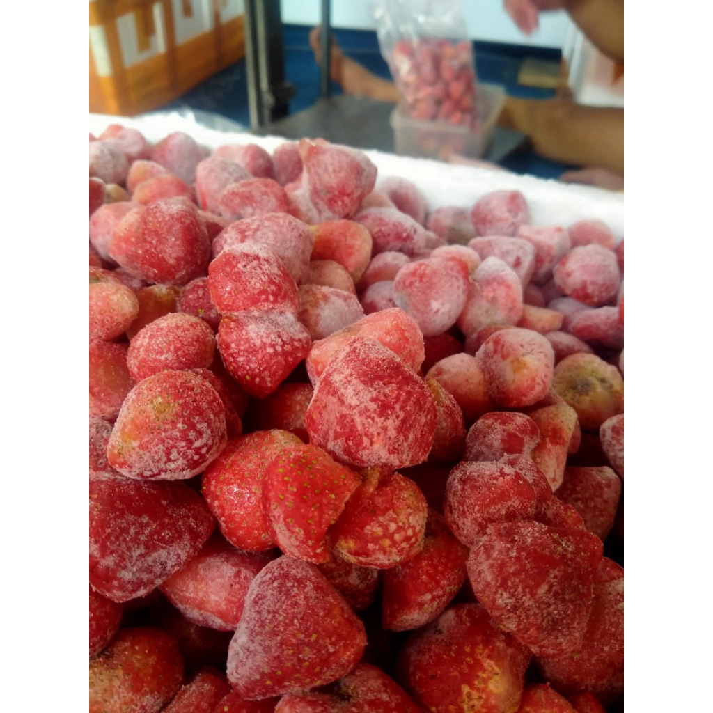 

STRAWBERRY FROZEN CIWIDEY MURAH ENAK