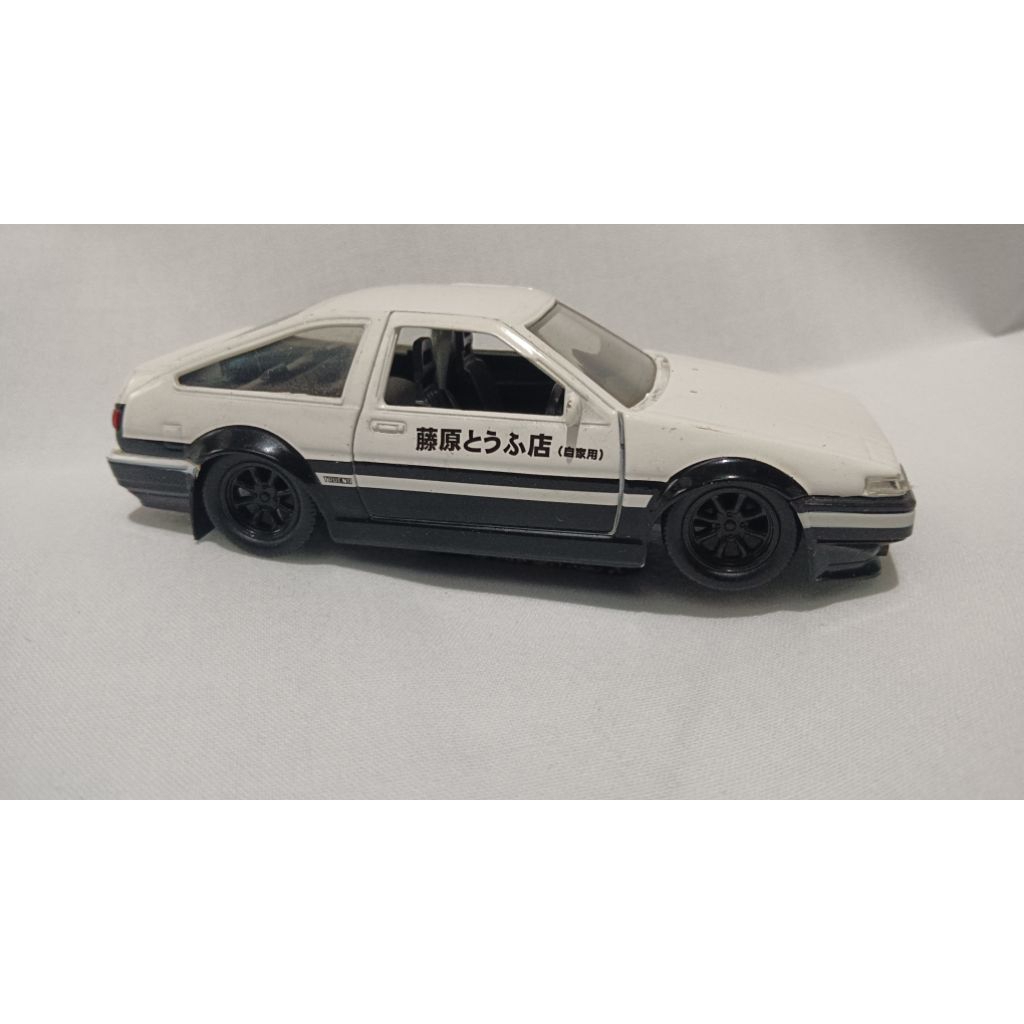 diecast AE 86 Initial D lose merek Jada