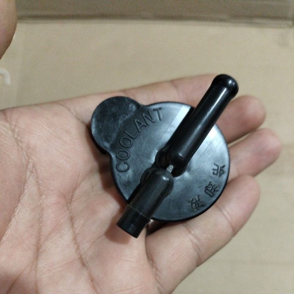 Tutup Tabung Cadangan air Radiator mobil universal