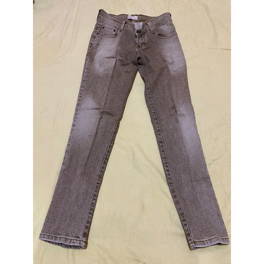 Celana jeans merk LOGO size XL ori beli di Mall "preloved"