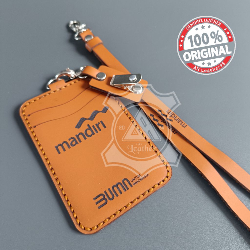 

Id Card Holder Kulit Nametag Kulit Asli Bisa Gravir Nama dan Logo Perusahaan