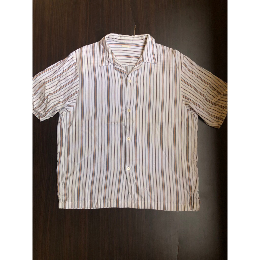 Kemeja open collar GU