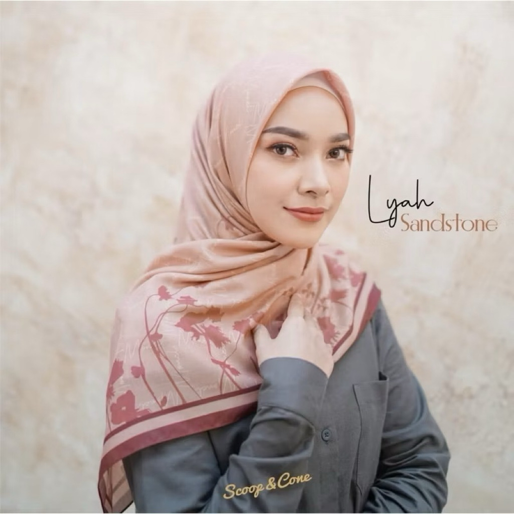 Monel Scarf Hijab Segi Empat