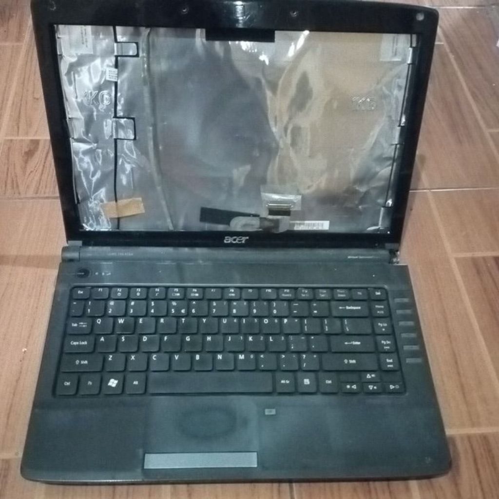Laptop Acer Aspire 4736G series Mesin hidup minus LCD gak ada Hardisk gak ada batrei/Gembling