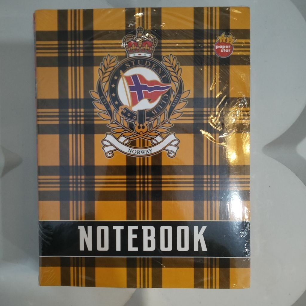 

Buku Tulis Paperstar 38