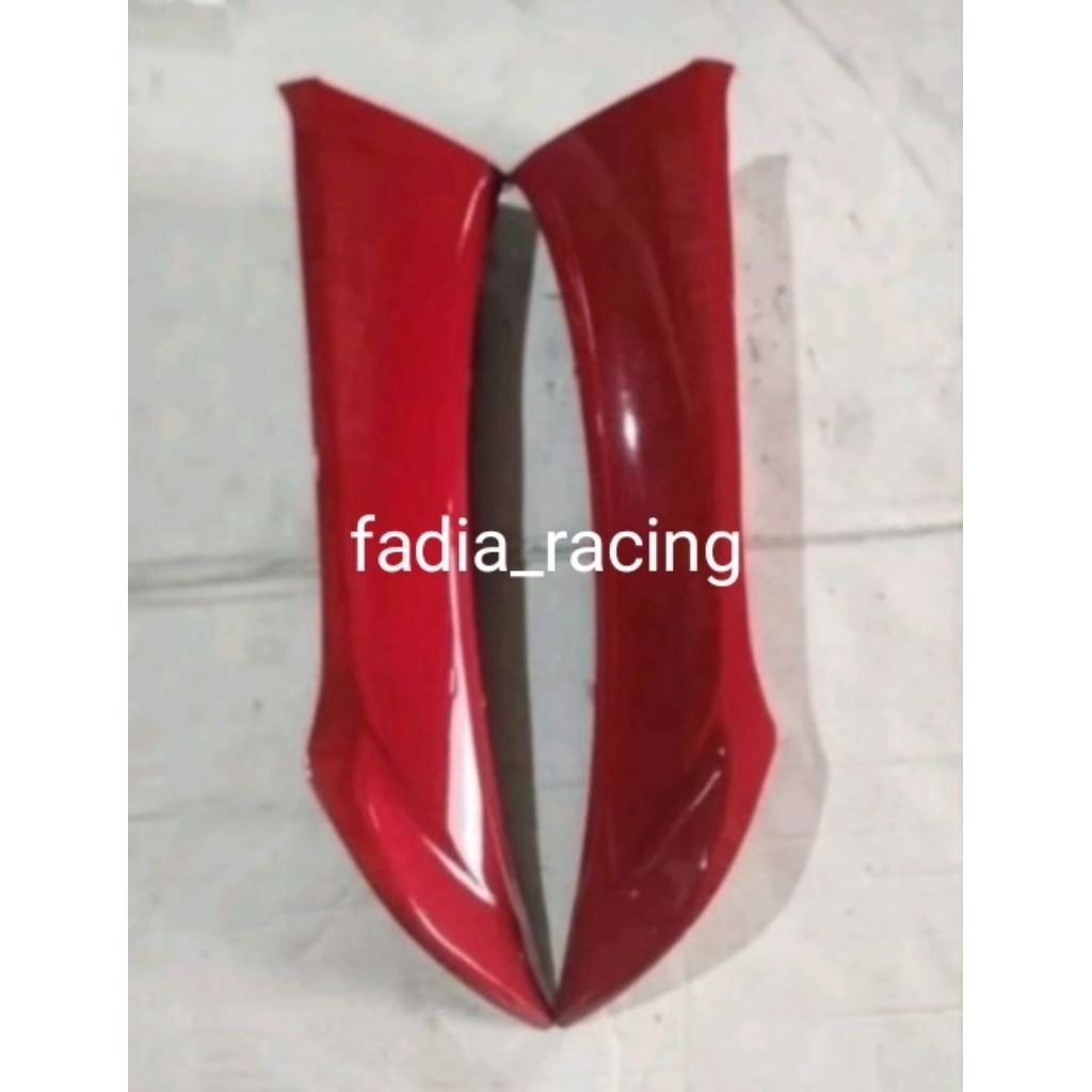 Sayap Luar /Sambungan Sayap Supra 125 Lama Warna Merah   (BEST SELLER)