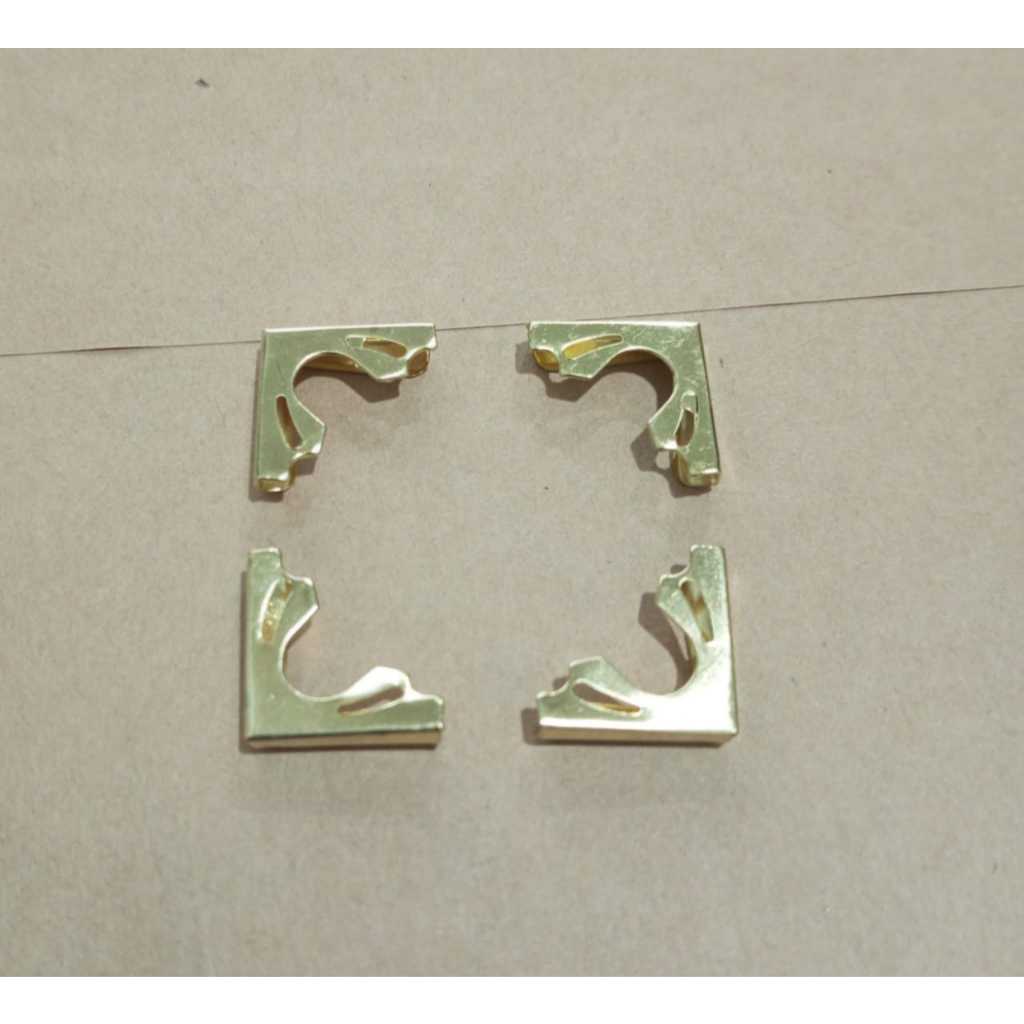 

Siku Kupu-kupu/Siku Polos/Siku Buku/ Gold/Pelindung sudut buku ( 4 Pcs )