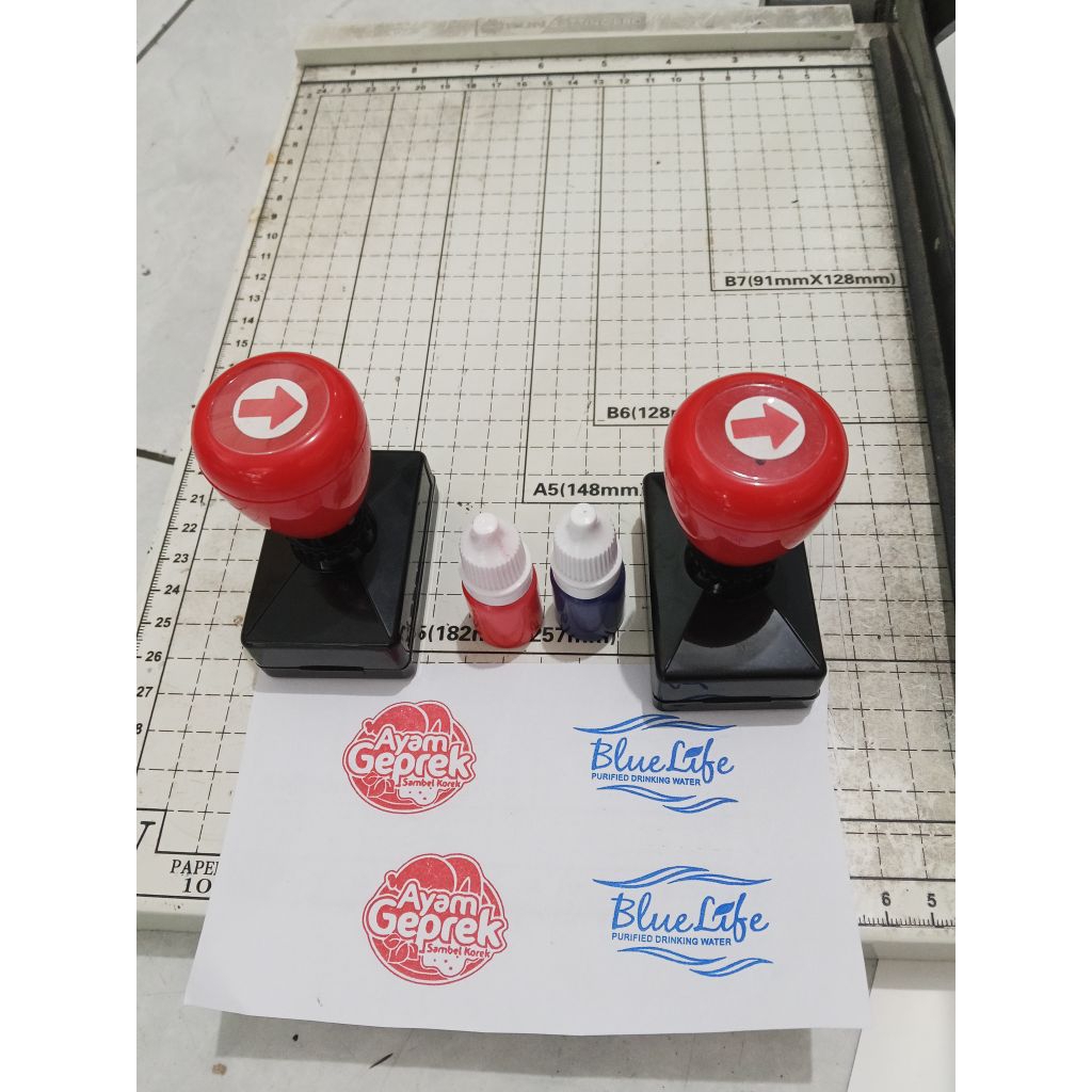 

STEMPEL FLASH 1 WARNA ( bulat,kotak,persegi )