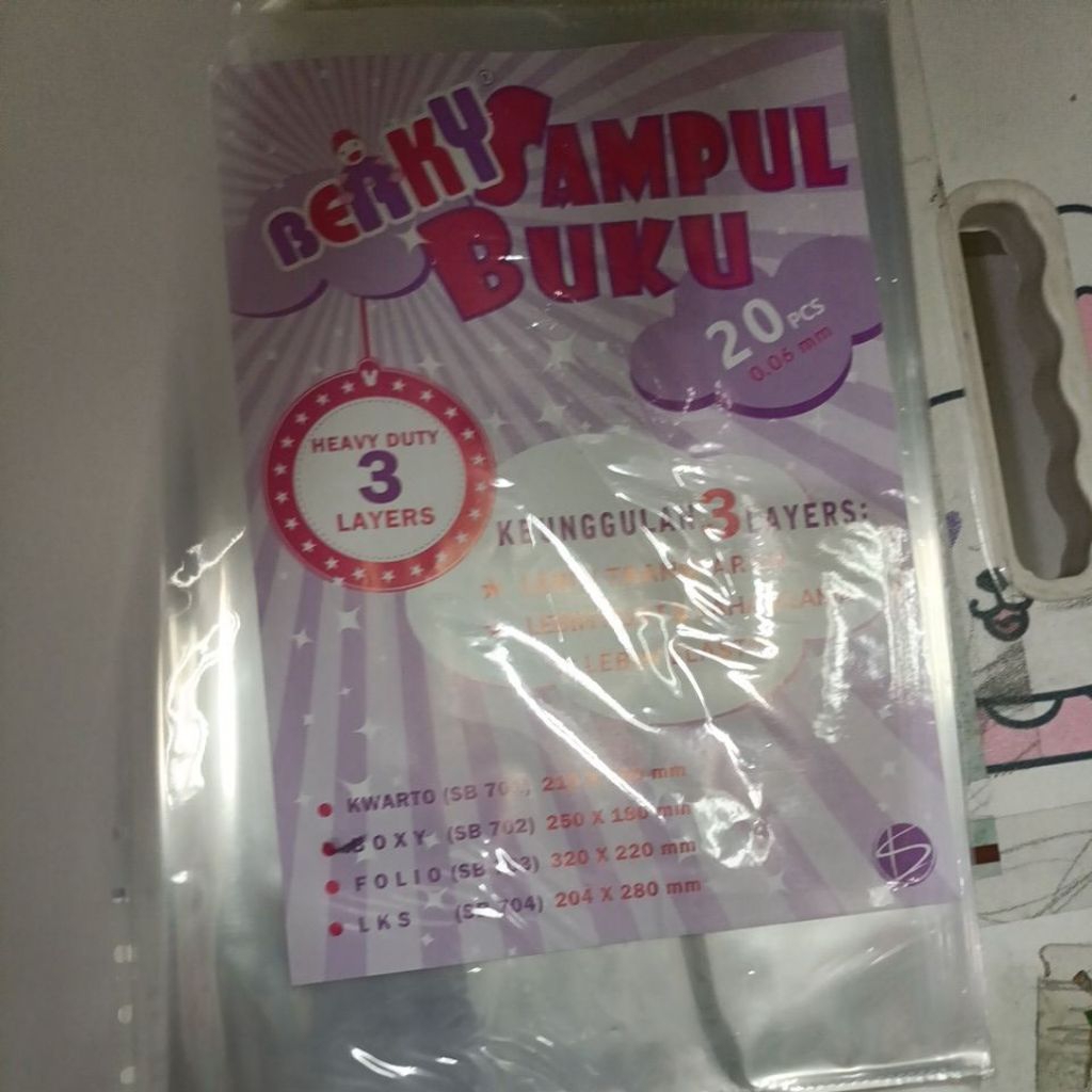 

Sampul Buku Plastik Ukuran Kwarto dan Boxy 1pak isi 20lembar