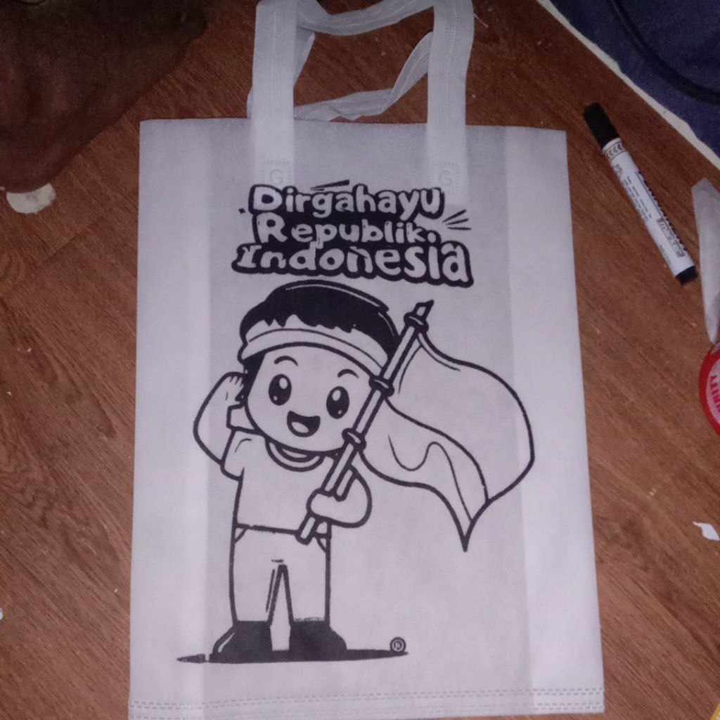 

tas lukis tema cinta indonesia MERDEKA