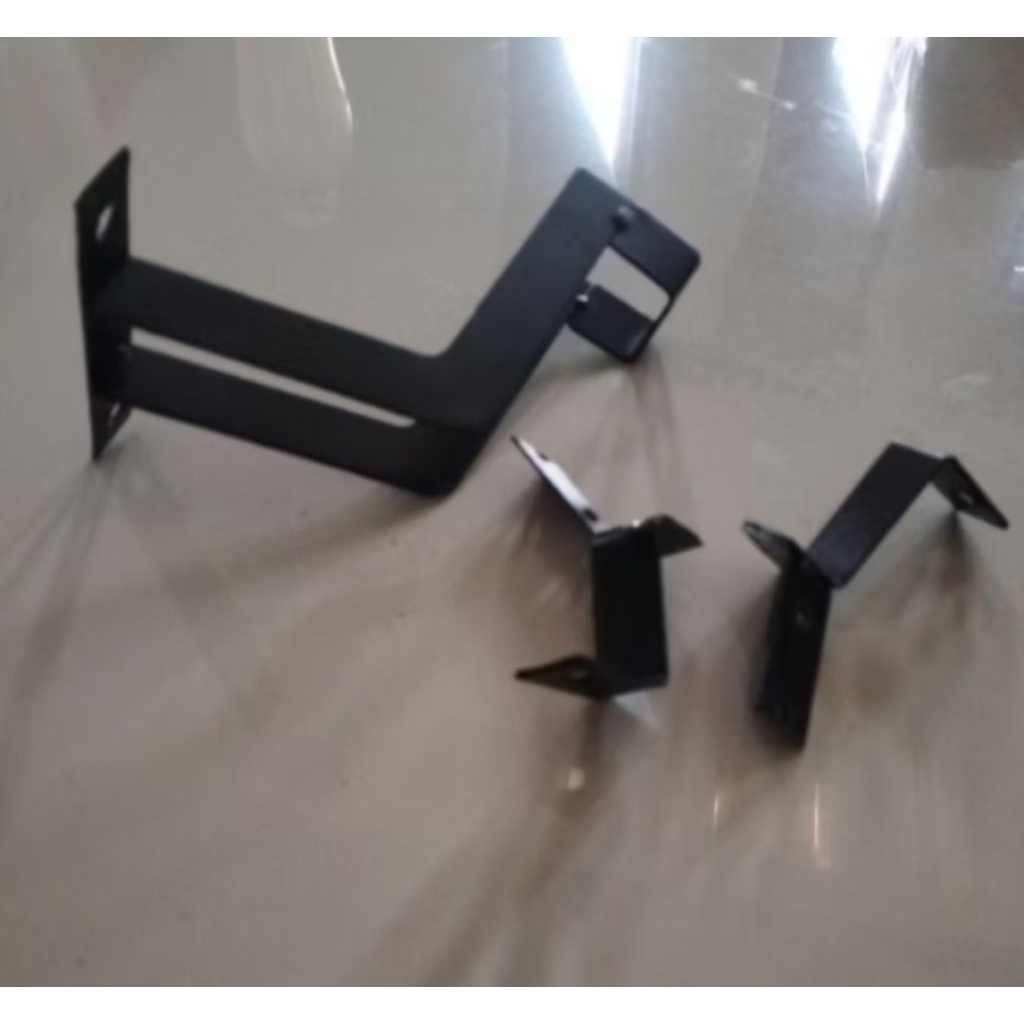 BREKET KERANJANG TENGAH HONDA GRAND  BREKET KERANJANG PLASTIK HONDA GRAND