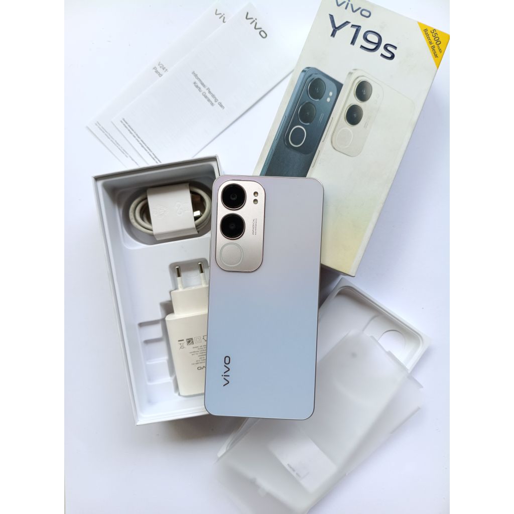 Vivo Y19s 4/64 - Silver ( Bekas/Second )
