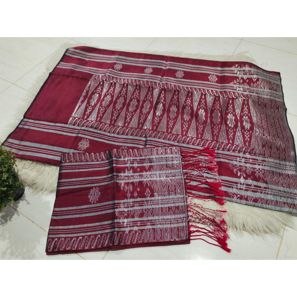 Songket silungkang liris marun, songket padang