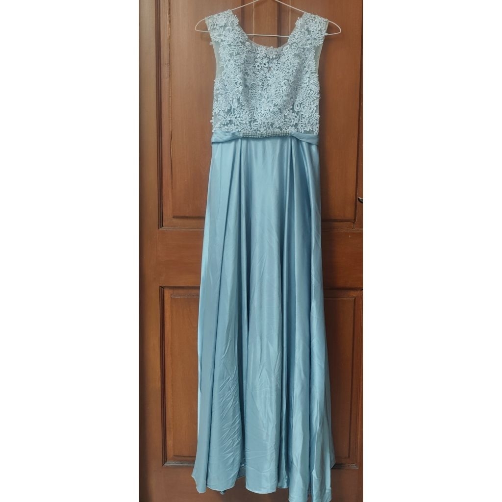 Long dress abu satin preloved