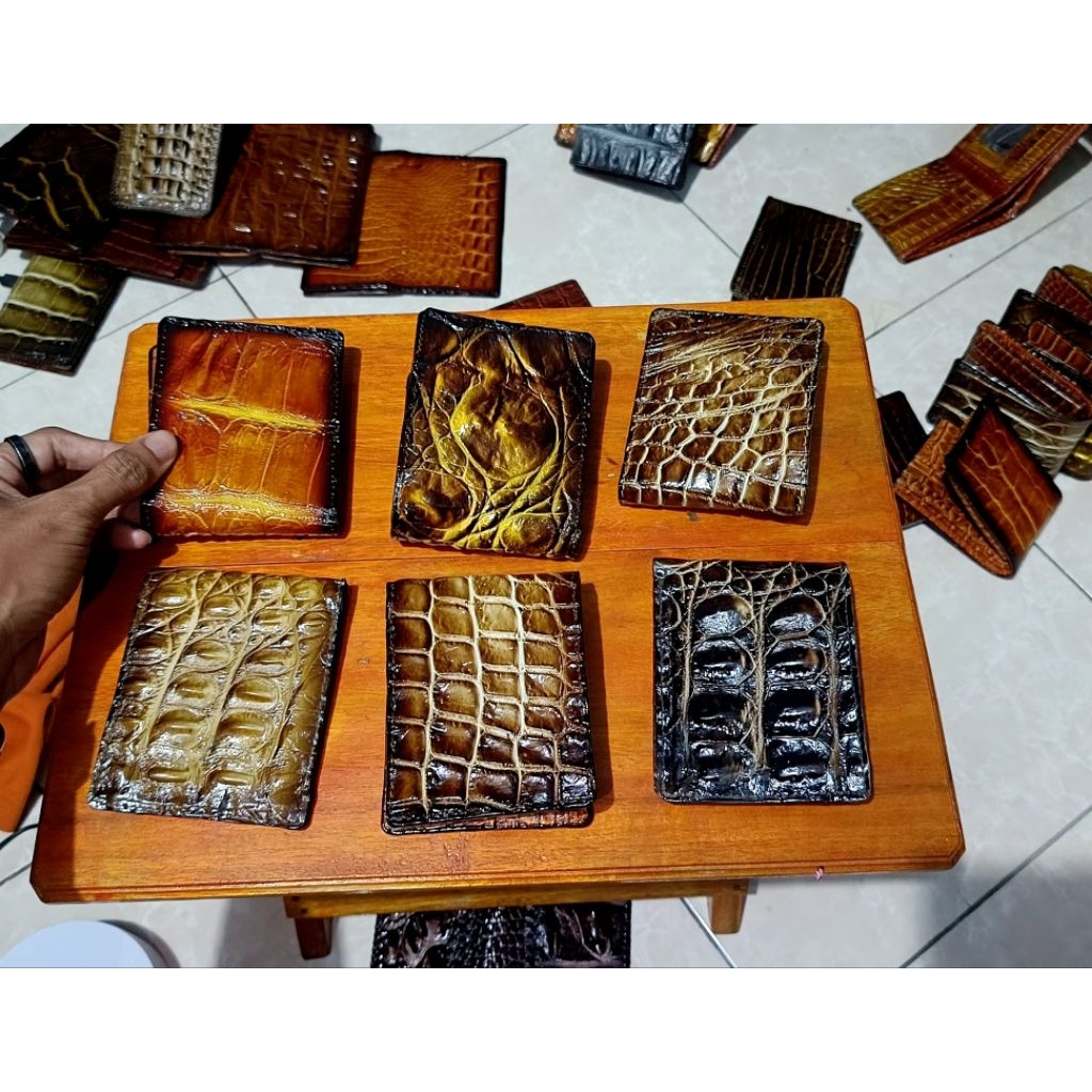 Dompet Pria Kulit Buaya Original Model Pendek Pria