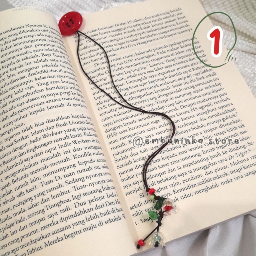 

Bookmark Pembatas Buku aesthetic manik bunga