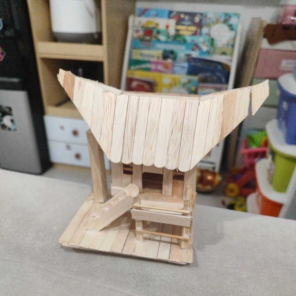 mainan rumah tradisional toraja diorama rumah adat toraja