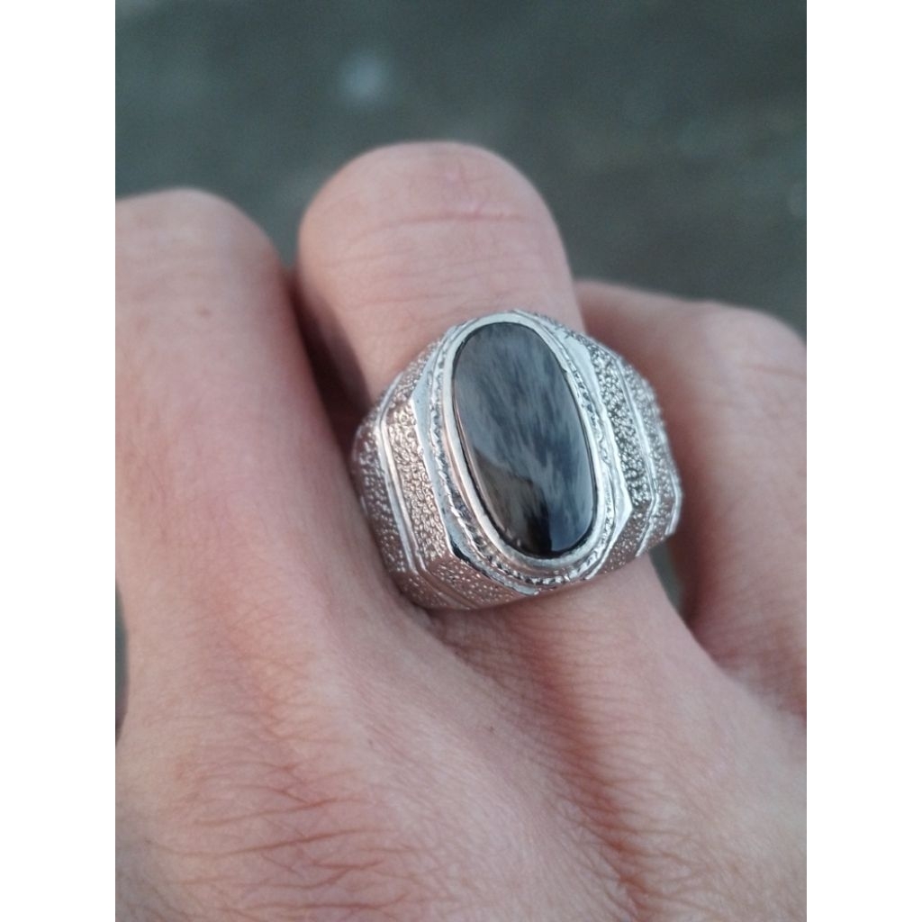 batu bulu macan lumajang (basaltic)