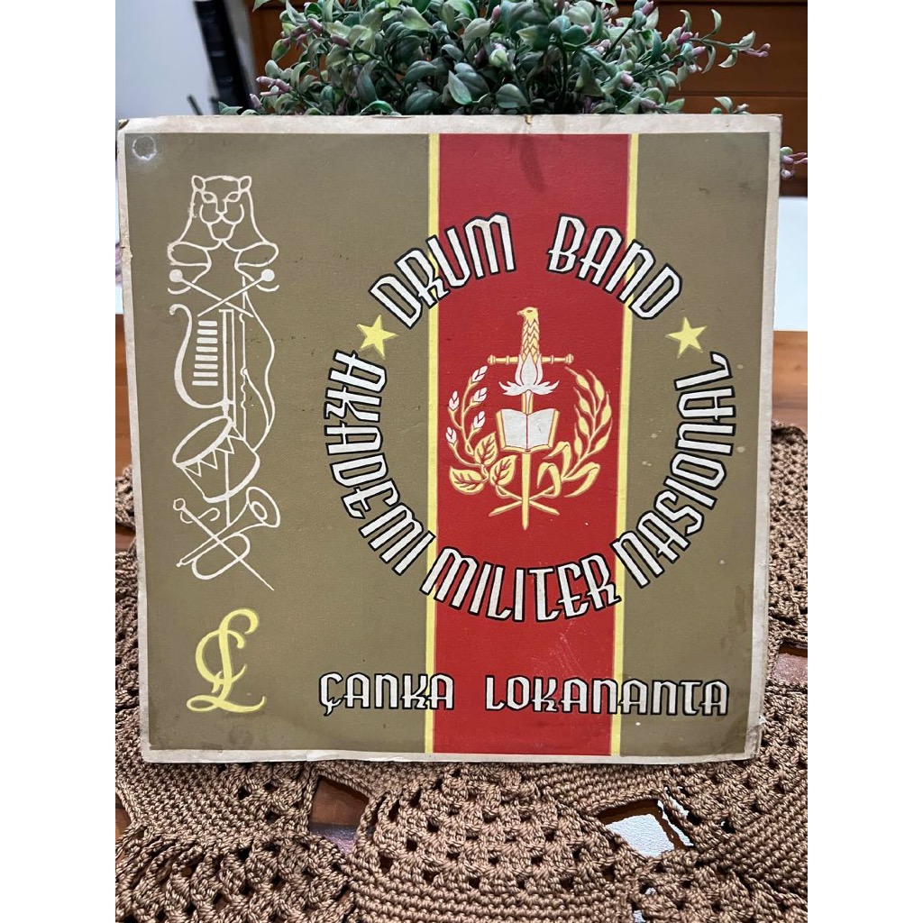 Vinyl Drum Band Akademi Militer Nasional – Canka Lokananta / Piringan Hitam Drum Band Akademi Milite