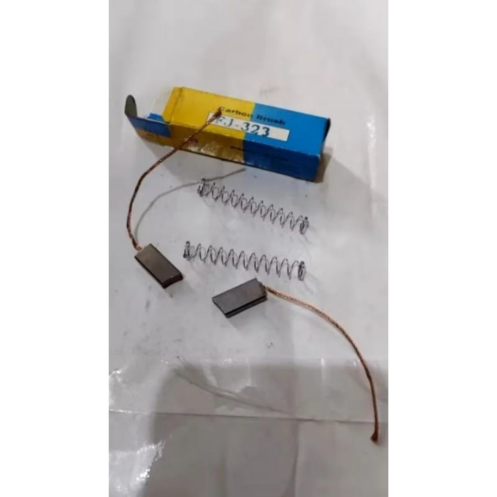 KUL ALTERNATOR KIJANG 3K,5K, HIJET S75 DAN COLT T120 CARBON BRUSH ARANG SPUL DINAMO JALAN DINAMO AMP