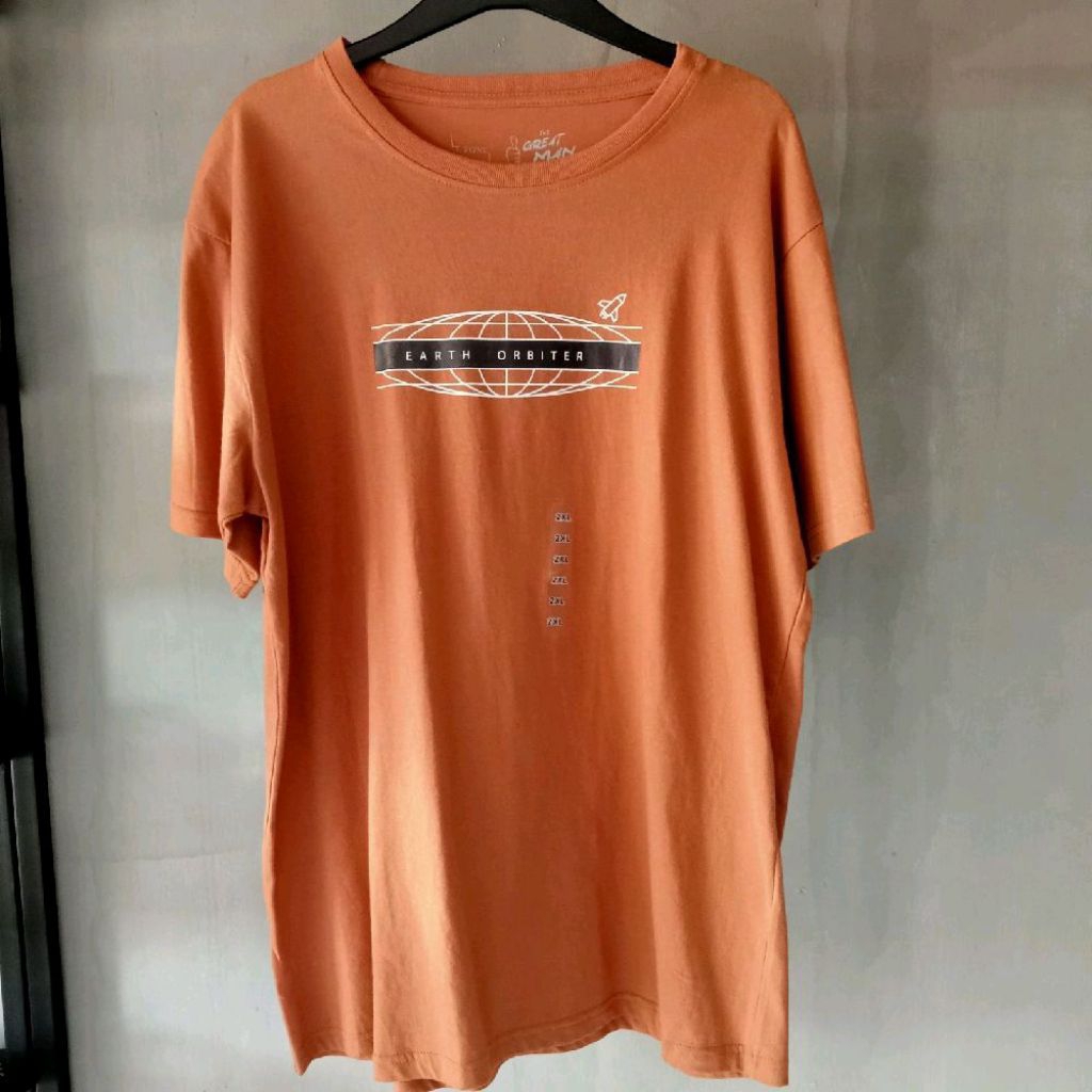 T Zone Earth Orbiter Kaos Big Size Pria