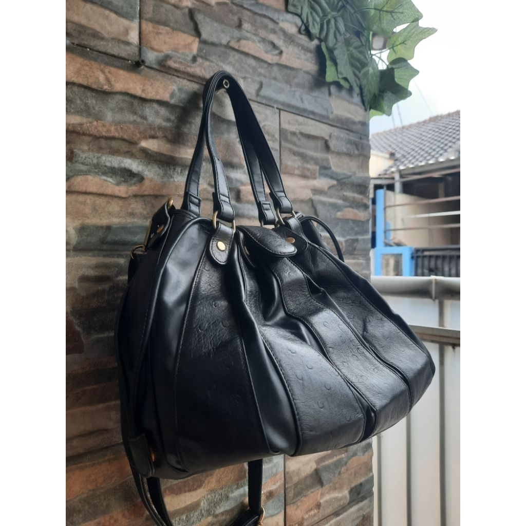 HOWARD Sling Bag Serut Kulas - TAS PRELOVED