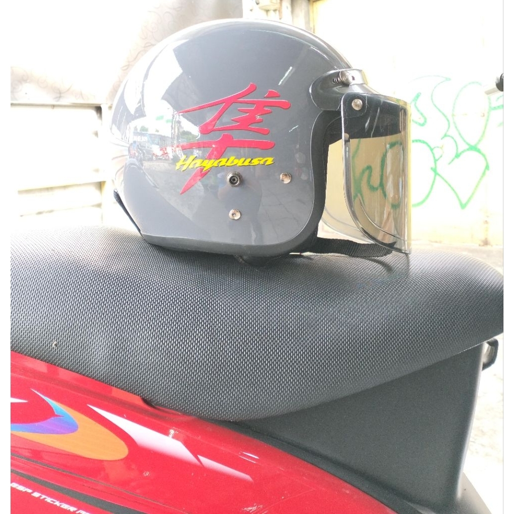 HELM BOGO MERK HAYABUSA DEWASA KEREN ( WHITE GLASS )