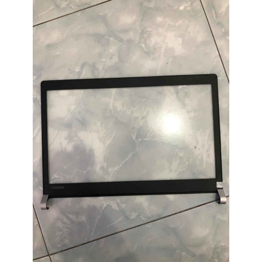 Frame Led Laptop Toshiba Dynabook R73/B