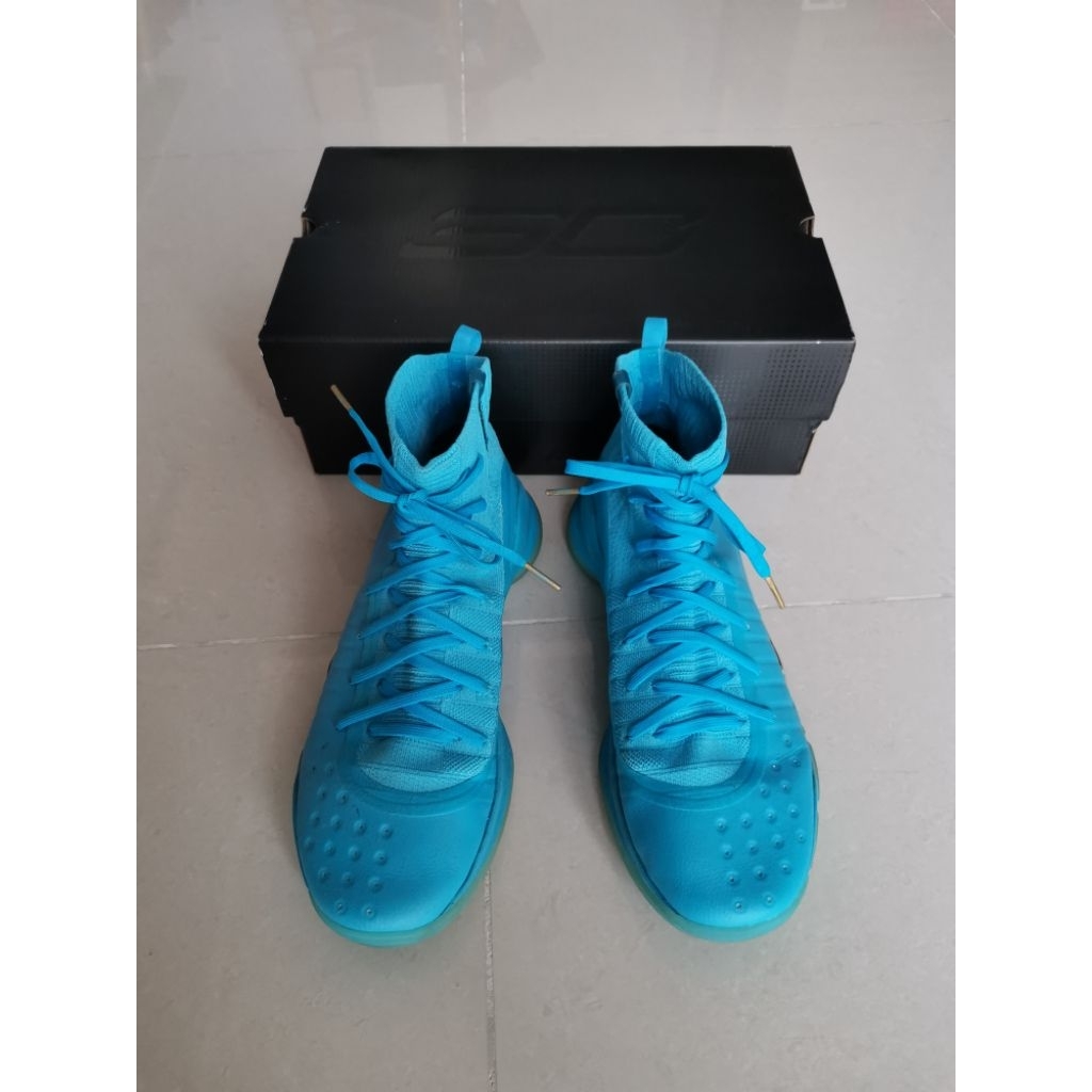 Sepatu Basket Pria CURRY UNDER ARMOUR