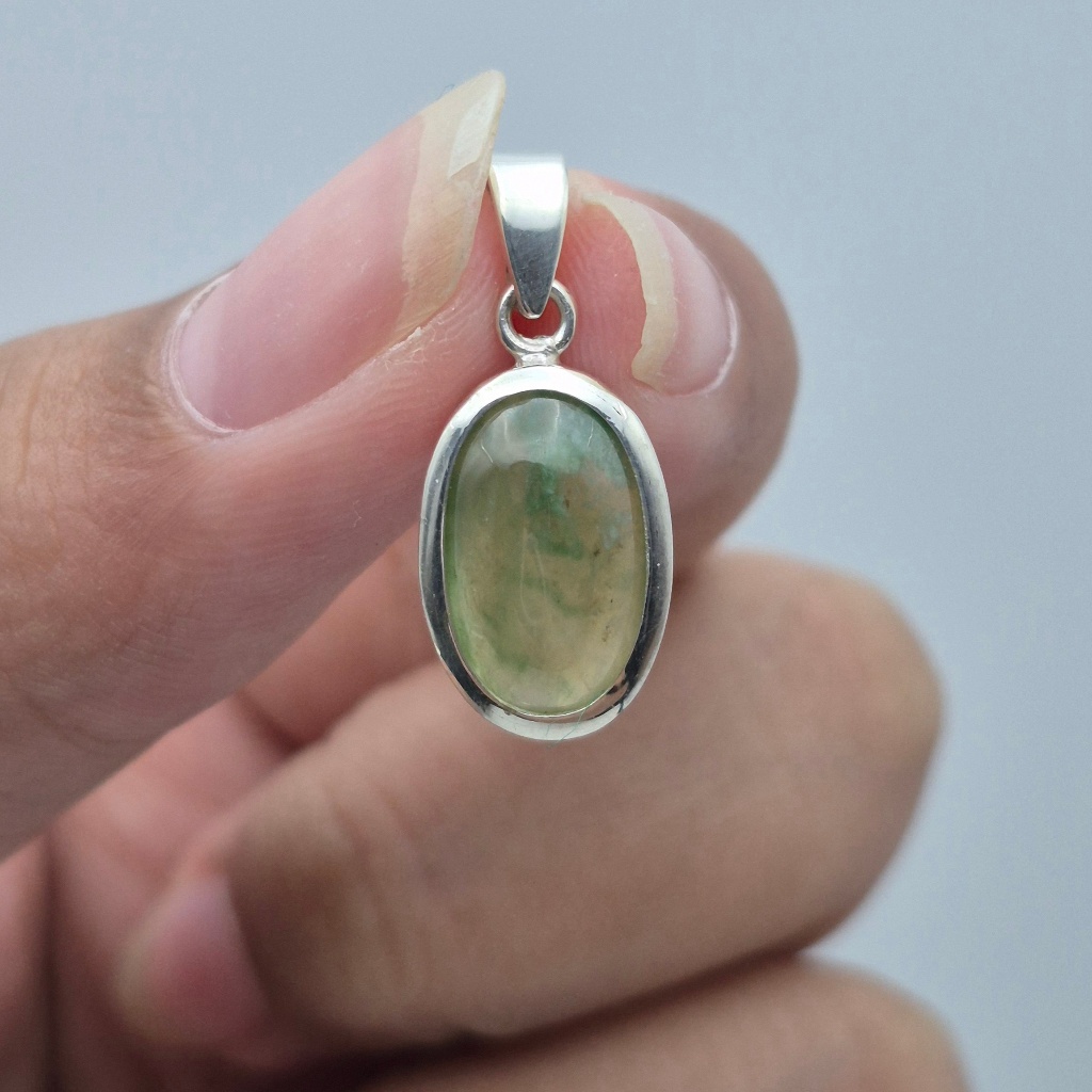 Liontin perak handmade batu natural idocrase aceh sungai dareh, natural idocrase aceh sungai dareh