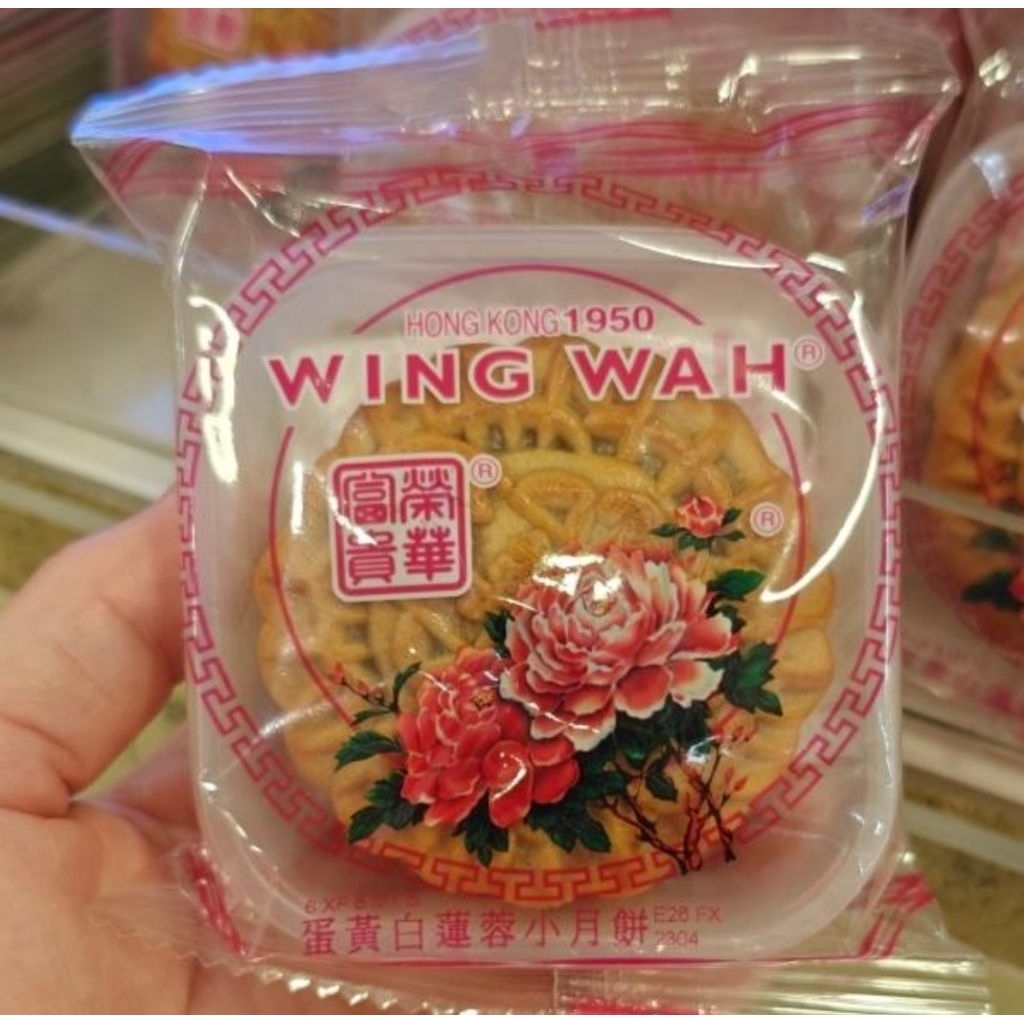

WING WAH MOONCAKE WHITE LOTUS SEED PASTE KUE BULAN MOONCAKE HONGKONG JASTIP HONGKONG