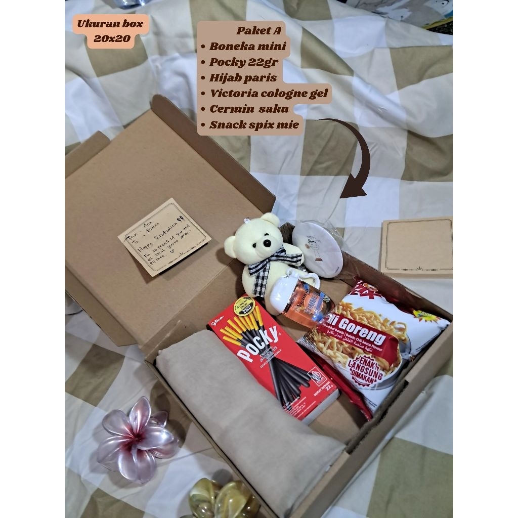 

Gift box graduation/ birthday/ mini gift box kado/ hadiah wisuda/ hadiah ulang tahun