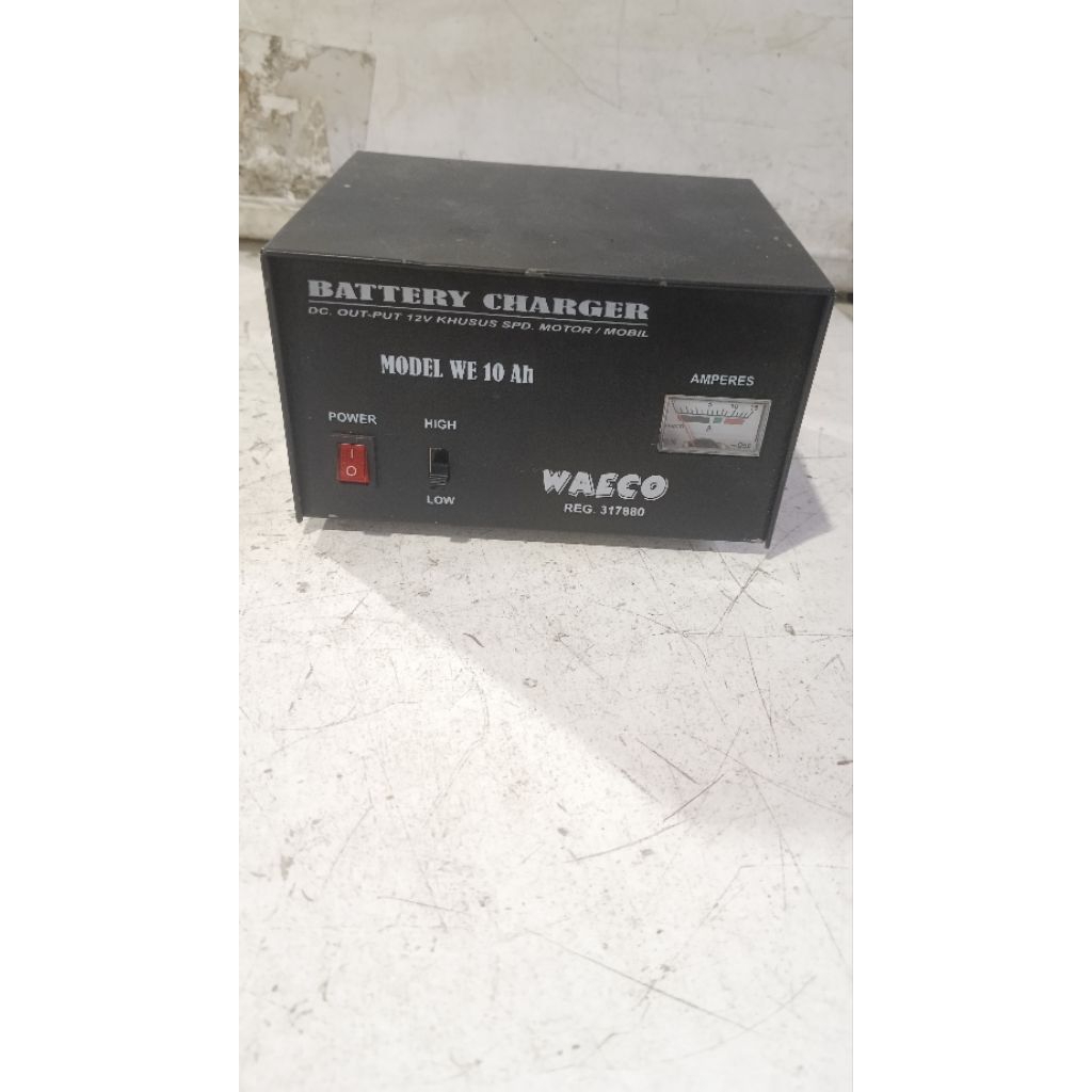 CHARGER/CAS AKI BATTERY 12V 10A